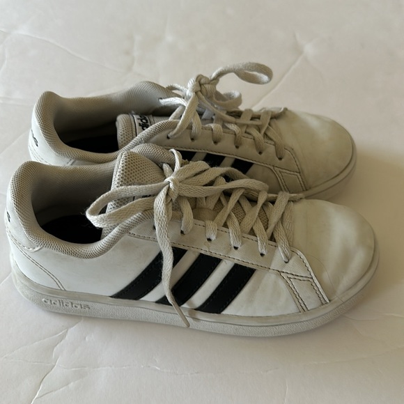 Adidas unisex Grand Court size 1.5 - Picture 11 of 11